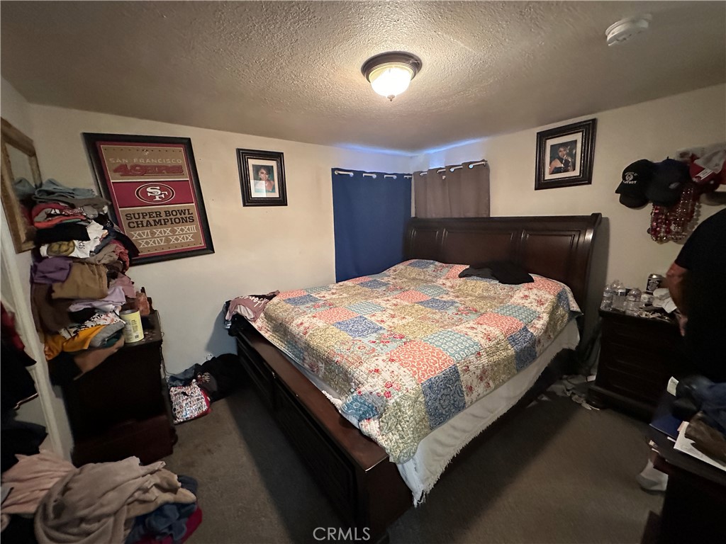 1105 Orange Avenue Chowchilla, CA 93610 - Photo 22 of 41 Master bedroom.