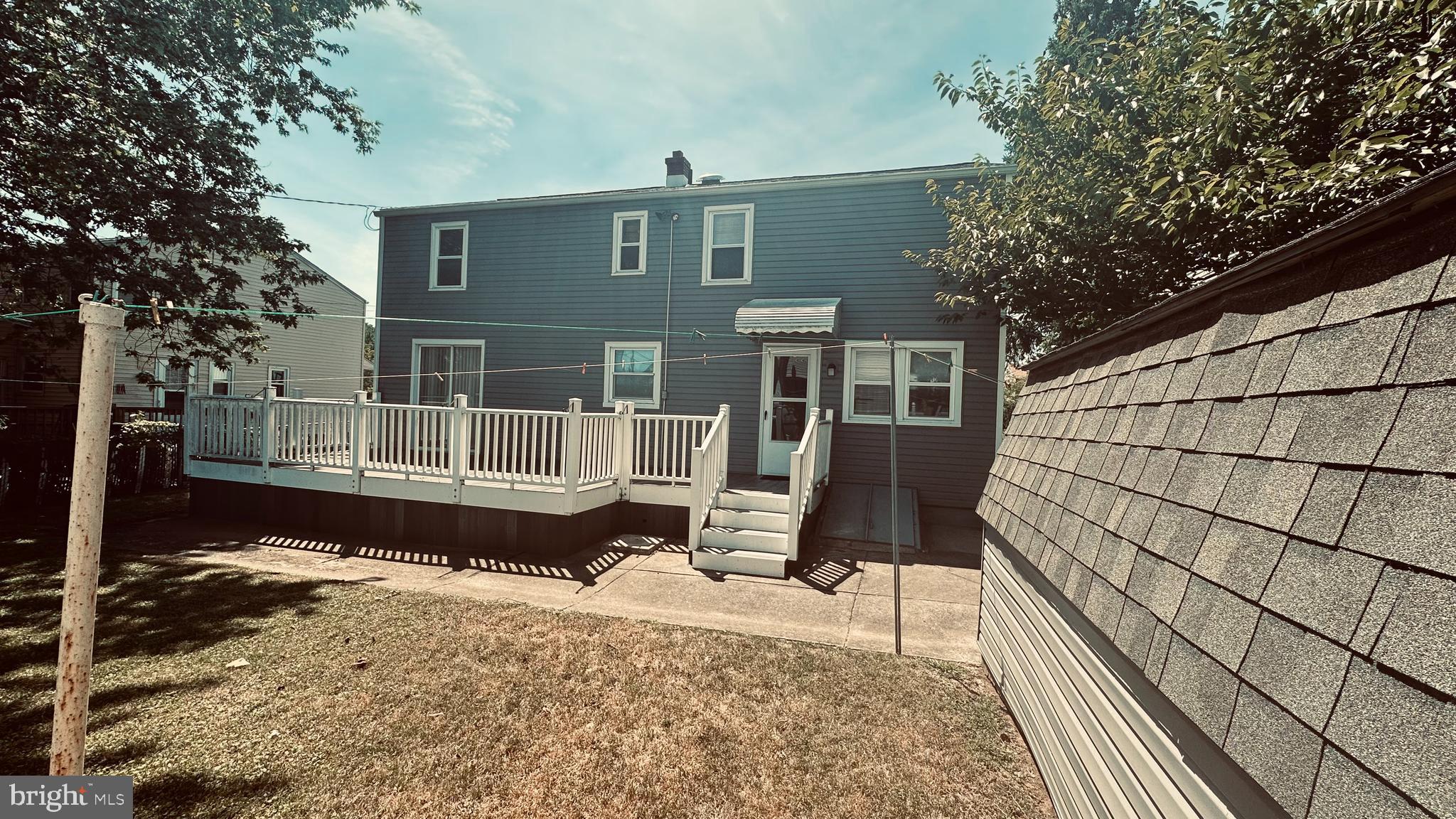 215 West Roland Road Brookhaven, PA 19015 - Photo 21 of 21 Two entrances off house to yard. Treks decking.
