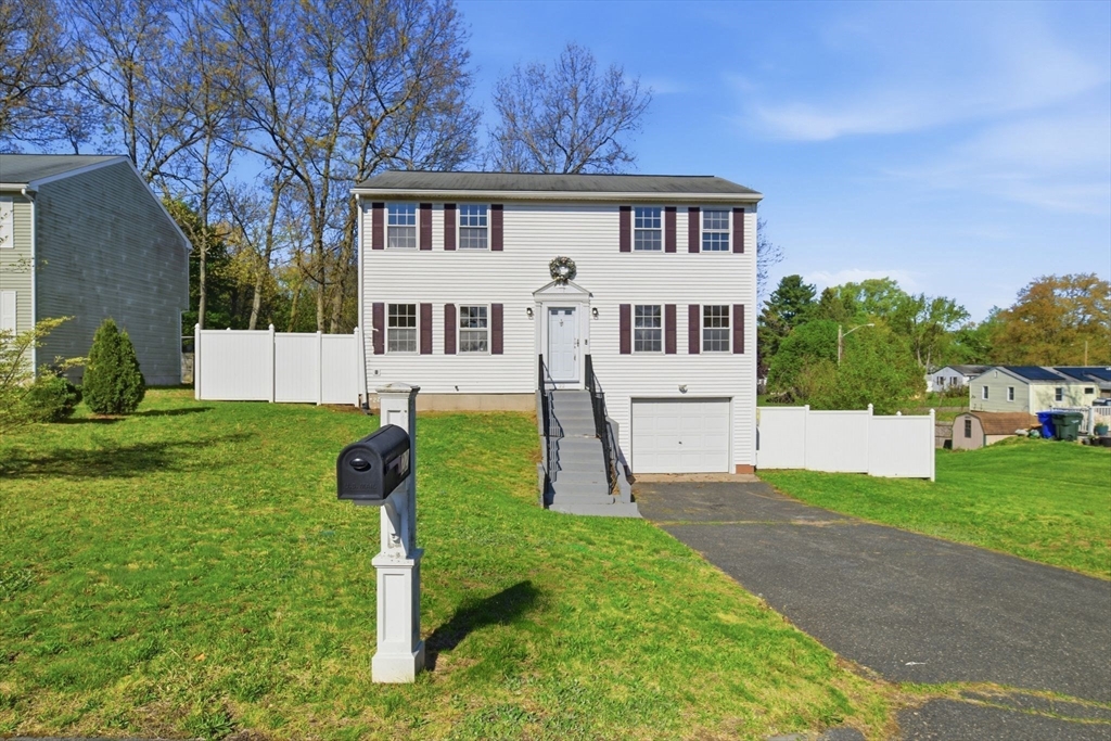 22 Pheasant Drive Springfield, MA 01119 - Photo 2 of 29 Gallery Image 2