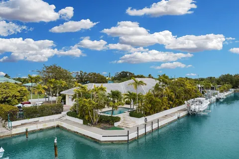 $2,795,000 | 20920 5th Avenue West, Cudjoe, FL 33042