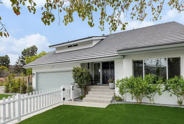 $10,000 | 17104 Avenida De La Herradura, Pacific Palisades, CA 90272