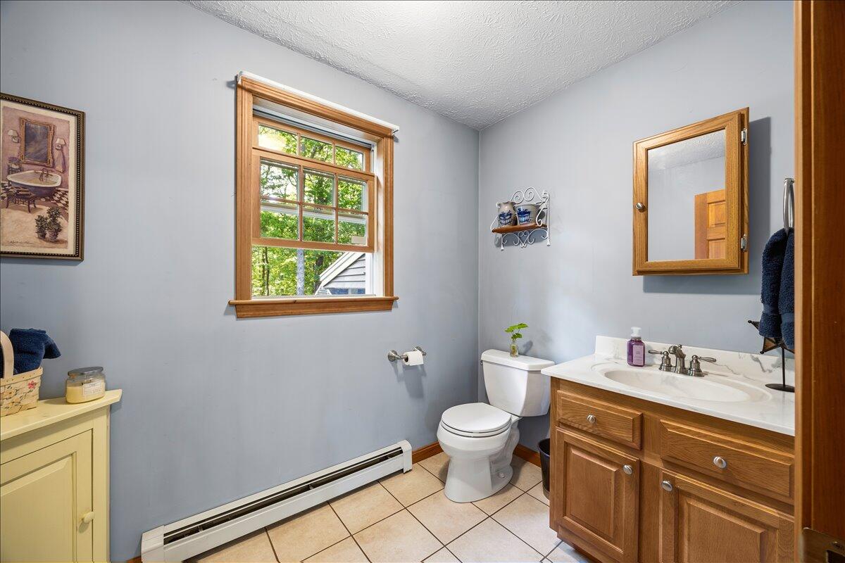 225 Holmes Road Scarborough, ME 04074 - Photo 15 of 37 15-225 Holmes-15