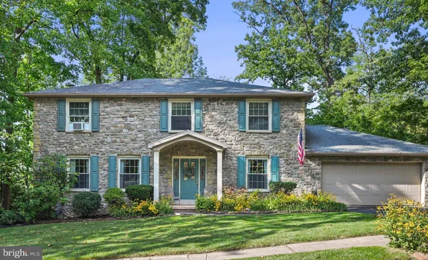 $475,000 | 3425 Harrowgate Road, York, PA 17402