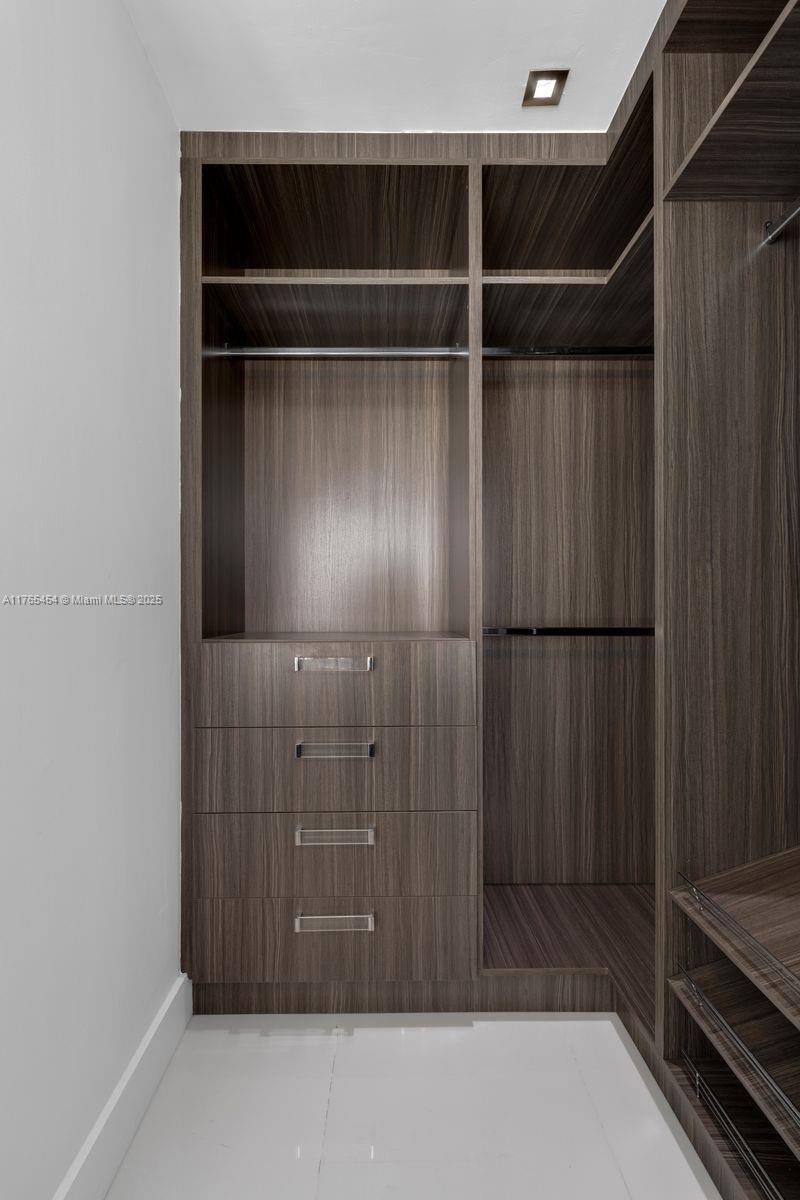 1925 Brickell Avenue, Unit DPH7 Miami, FL 33129 - Photo 40 of 45