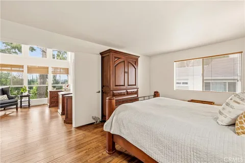 $699,000 | 18150 Andrea Circle South, Unit 1, Northridge, CA 91325