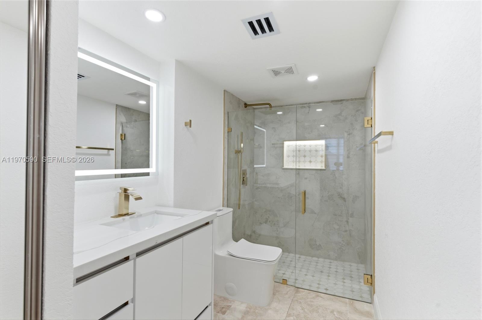 5701 Collins Avenue, Unit 310 Miami Beach, FL 33140 - Photo 24 of 34