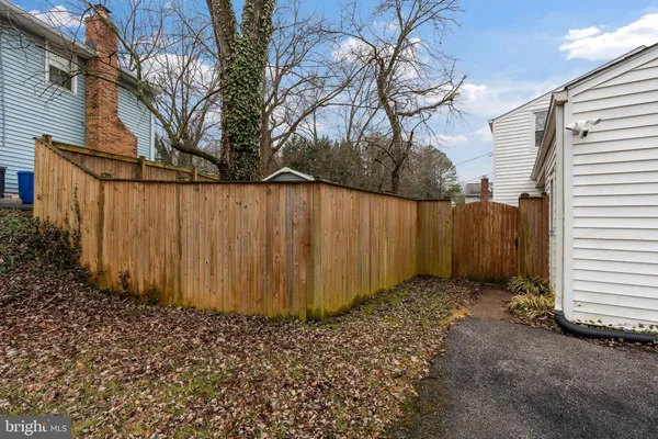 $2,975 | 931 Beaverbank Circle, Towson, MD 21286