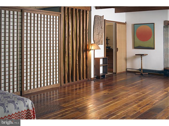 20 Tamara Drive Roosevelt, NJ 08555 - Photo 14 of 23 Master Bedroom