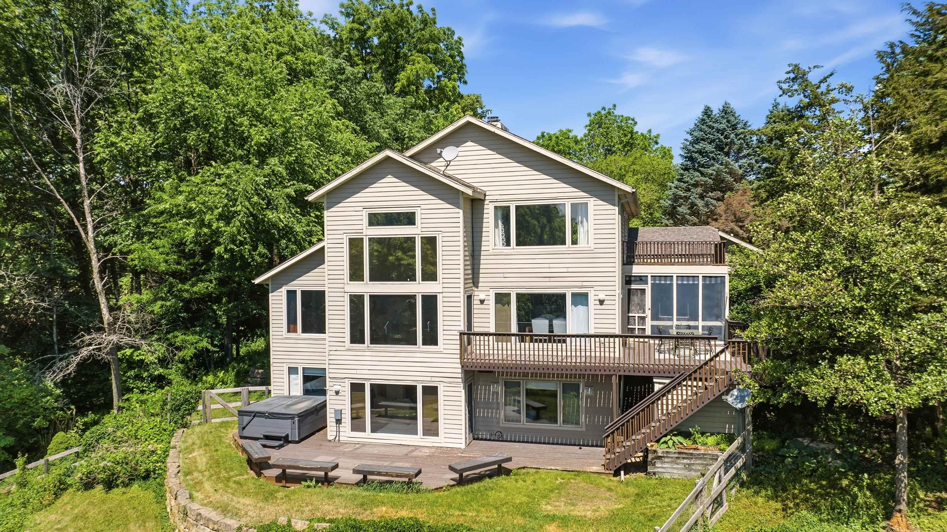 7 Seneca Trail Galena, IL 61036 - Photo 3 of 60