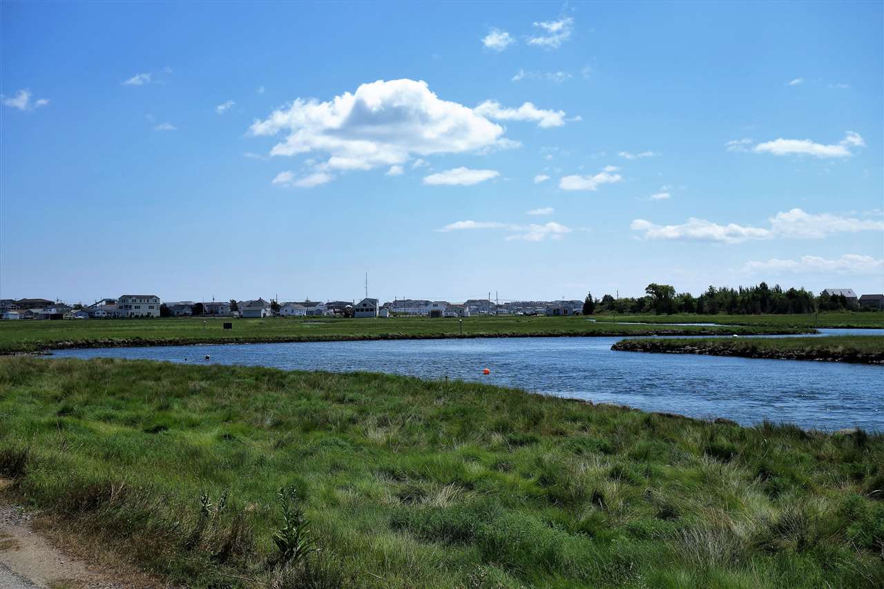 96 Glade Path Hampton, NH 03842 - Photo 22 of 27