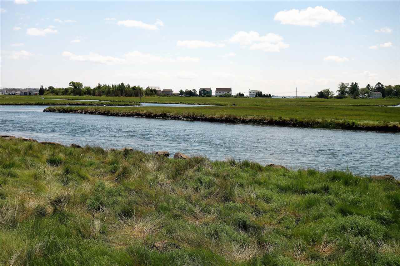 96 Glade Path Hampton, NH 03842 - Photo 23 of 27