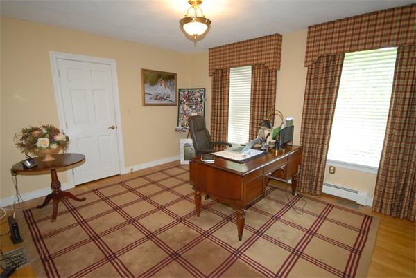 6 Wescott Road Andover, MA 01810 - Photo 18 of 30 Gallery Image 18