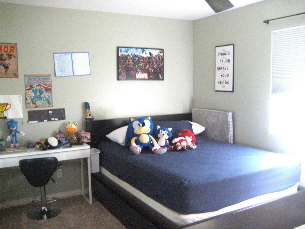 29175 The Yellow Brick Road Valley Center, CA 92082 - Photo 15 of 17 a room with a couch and a chandelier