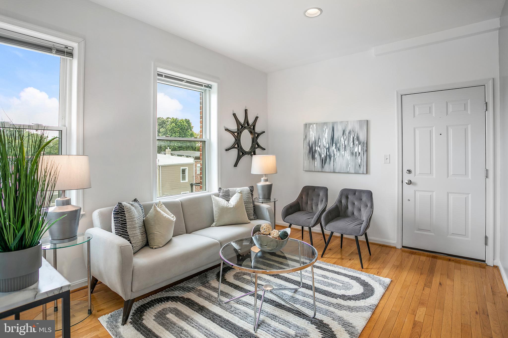 610 Irving Street Northwest, Unit 206 Washington, DC 20010 - Photo 14 of 30 Entire home freshly painted