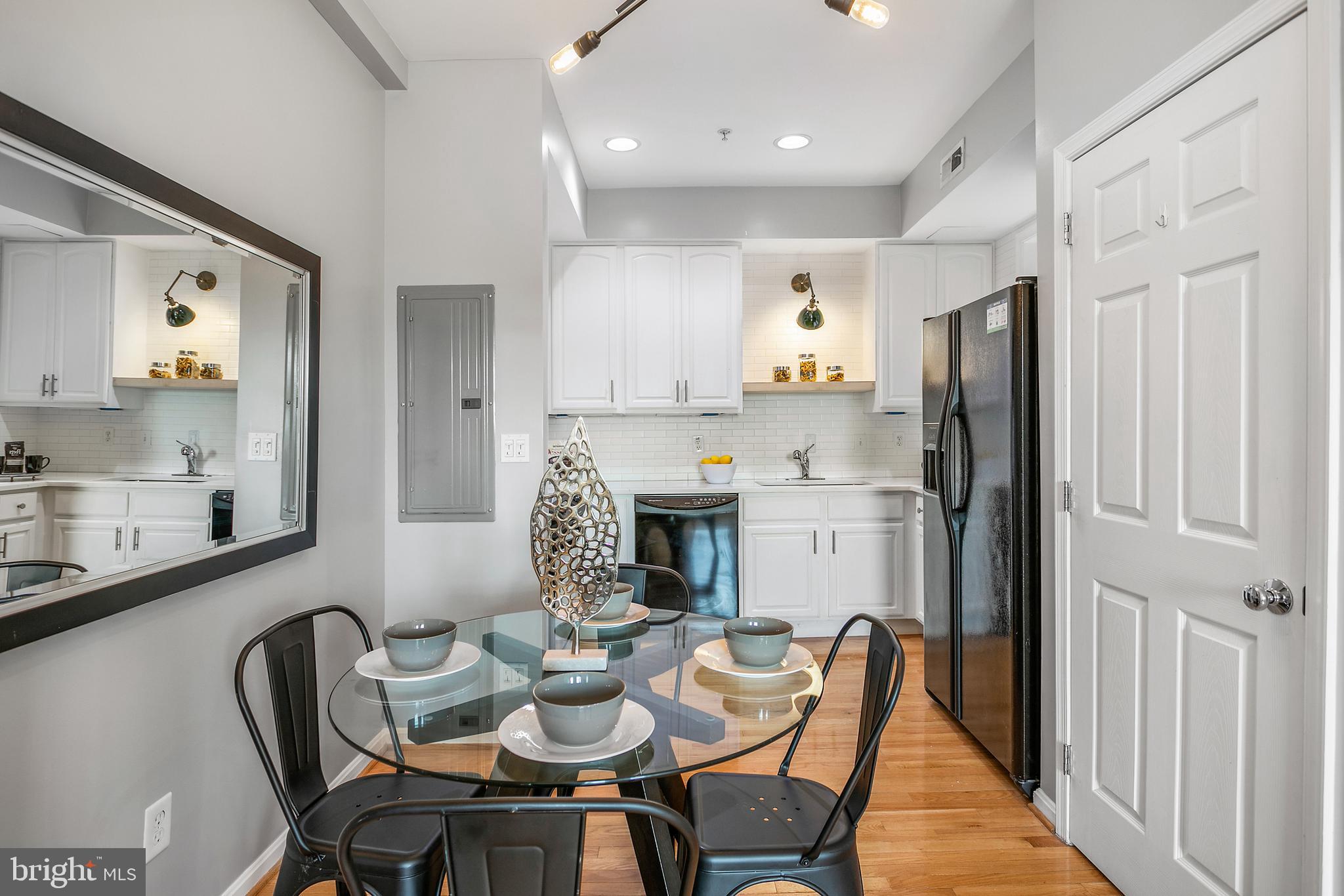 610 Irving Street Northwest, Unit 206 Washington, DC 20010 - Photo 21 of 30