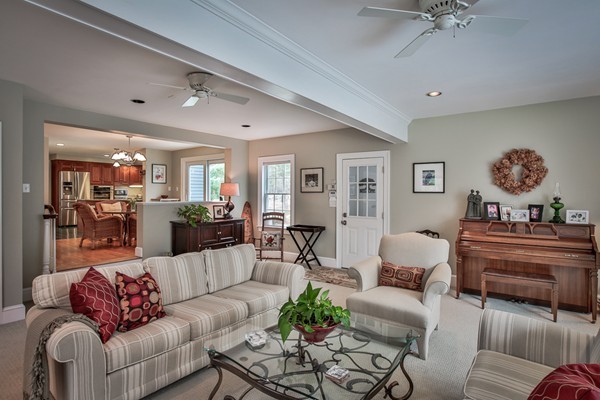 196 Middle Road Newbury, MA 01922 - Photo 3 of 28 a view of a livingroom with furniture and a view of living room