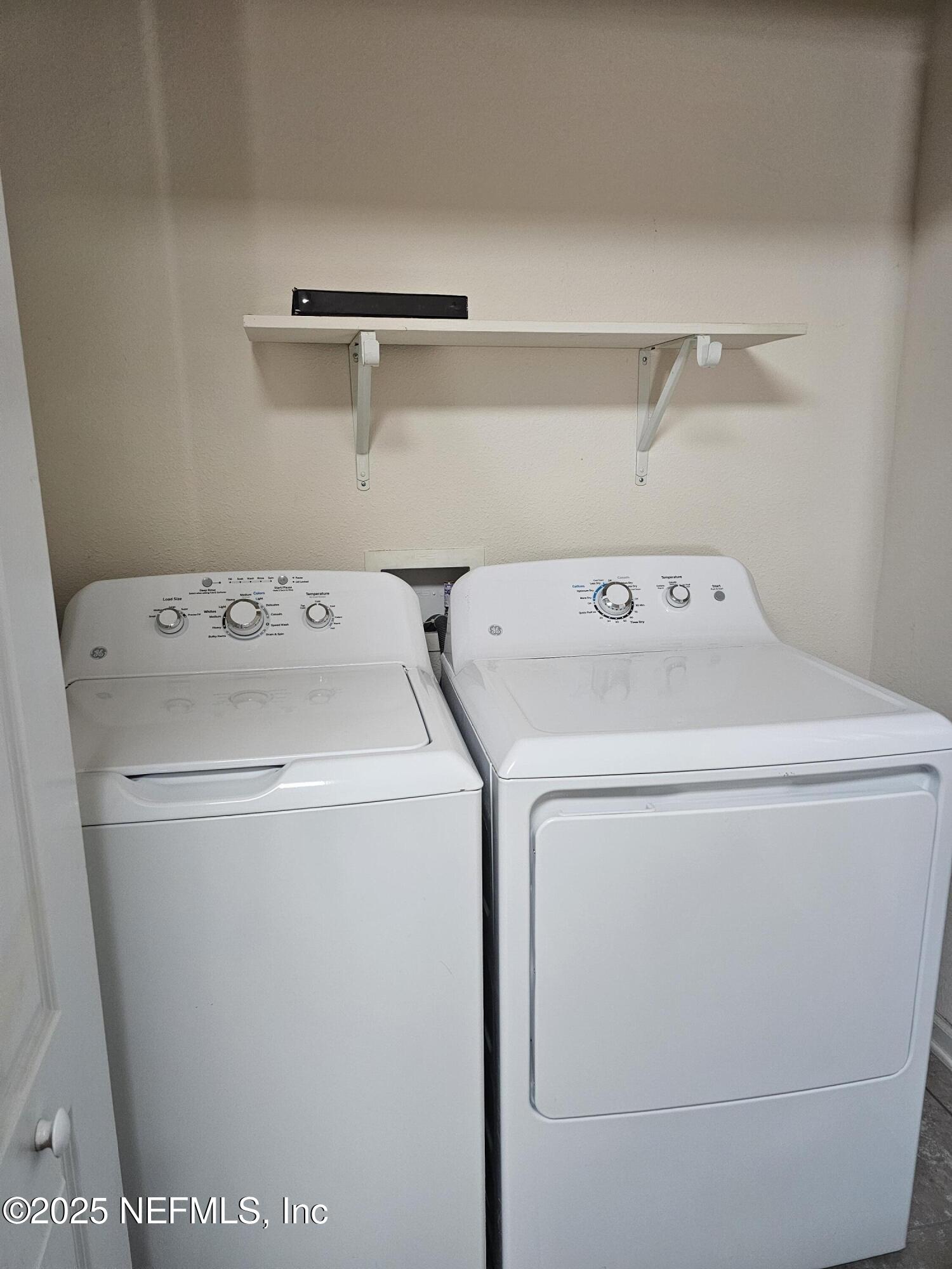 444 Servia Drive St. Johns, FL 32259 - Photo 13 of 16 Laundry