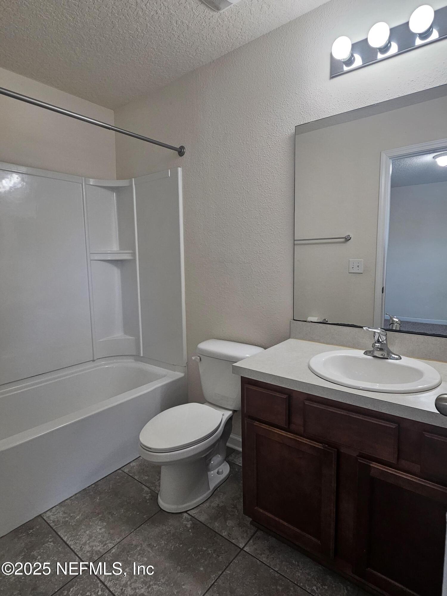 444 Servia Drive St. Johns, FL 32259 - Photo 7 of 16 ensuite bathroom 2