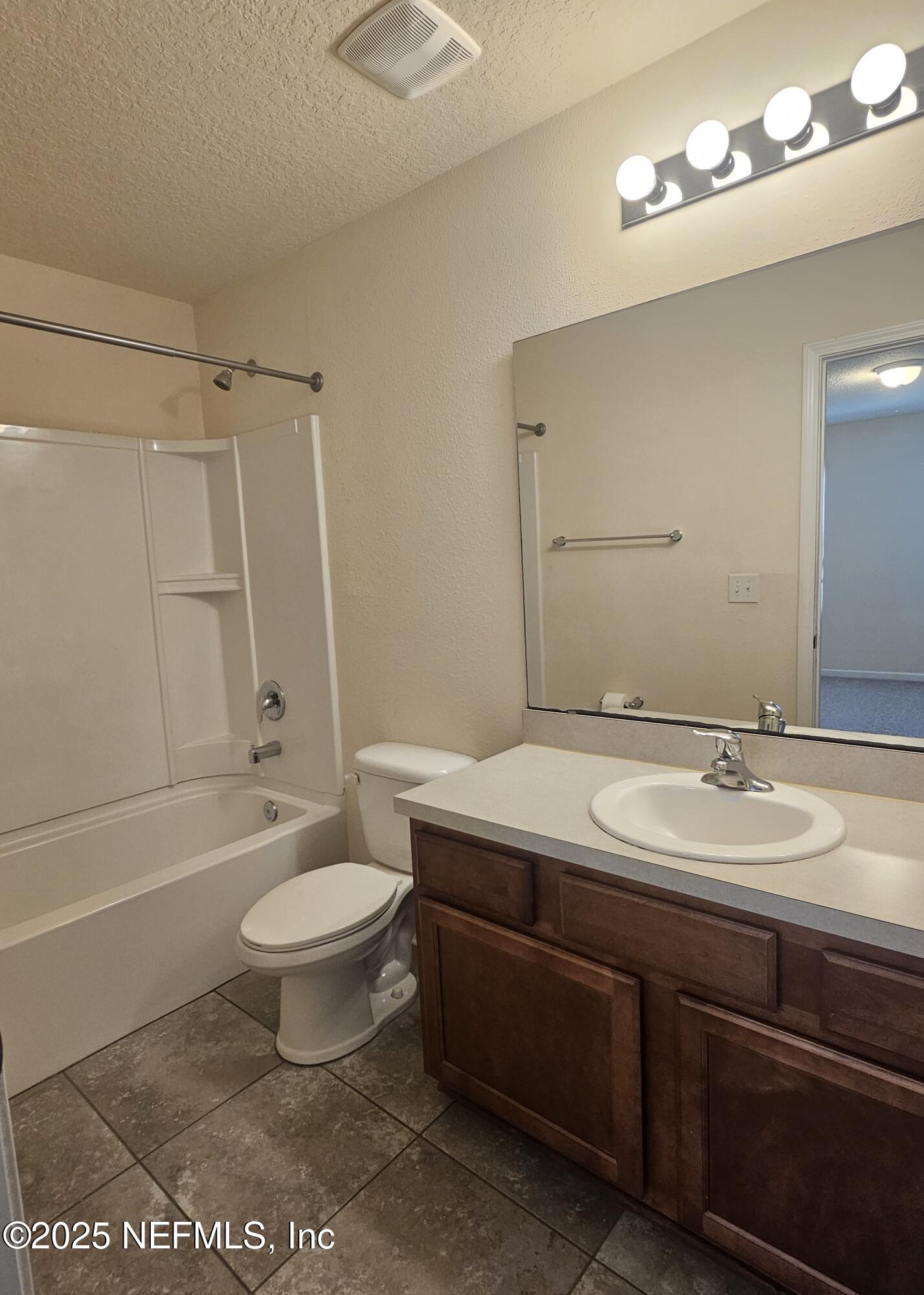 444 Servia Drive St. Johns, FL 32259 - Photo 9 of 16 Master Bathroom