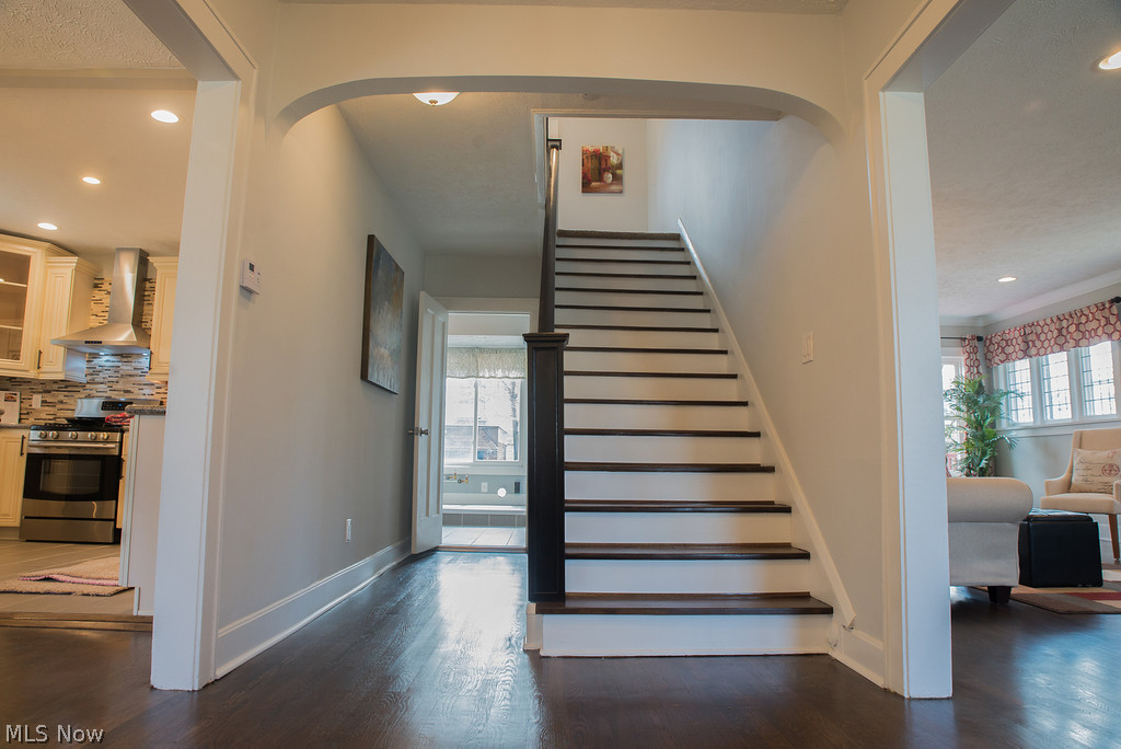 3000 Berkshire Road Cleveland, OH 44118 - Photo 4 of 25