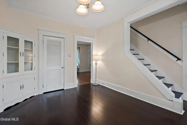 $344,900 | 2 Norwood Street, Guilderland, NY 12203