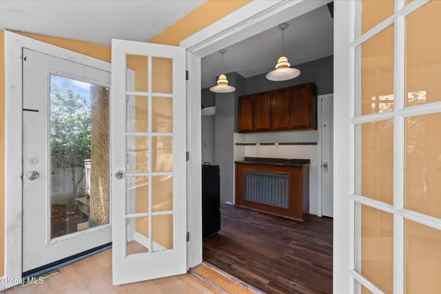 $344,900 | 2 Norwood Street, Guilderland, NY 12203