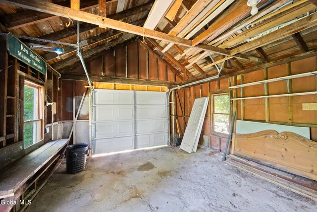 $344,900 | 2 Norwood Street, Guilderland, NY 12203