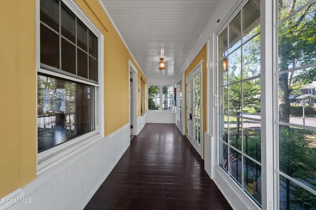 $344,900 | 2 Norwood Street, Guilderland, NY 12203