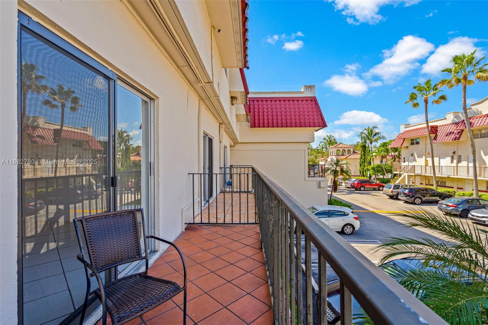 8650 Southwest 67th Avenue, Unit 1027 Pinecrest, FL 33156 - Photo 27 of 41 a room with furniture and a potted plant