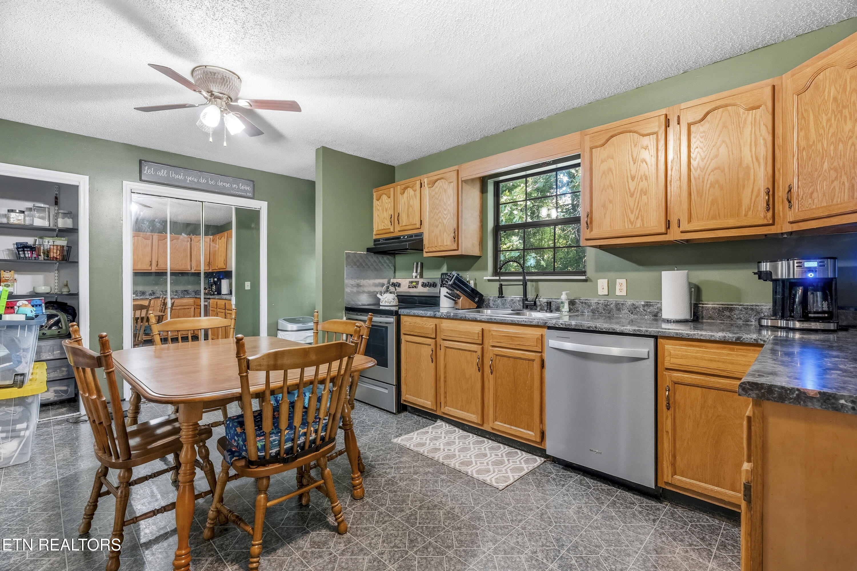 205 Booker Road Maynardville, TN 37807 - Photo 13 of 24 DSC05605
