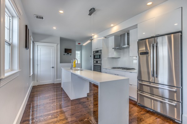 8 Lafayette Street, Unit 2 Arlington, MA 02474 - Photo 5 of 19