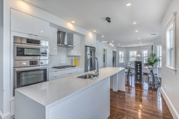 8 Lafayette Street, Unit 2 Arlington, MA 02474 - Photo 6 of 19