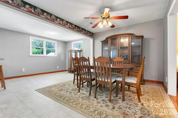 $474,900 | 1482 Island Ford Road, Brevard, NC 28712