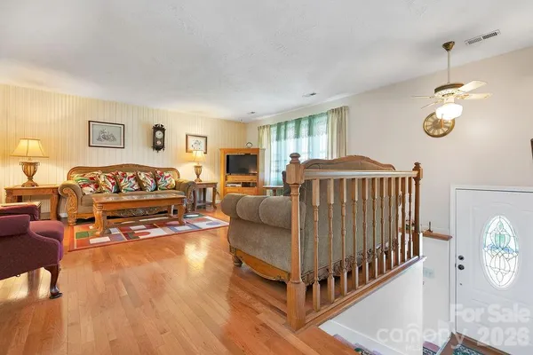 $474,900 | 1482 Island Ford Road, Brevard, NC 28712