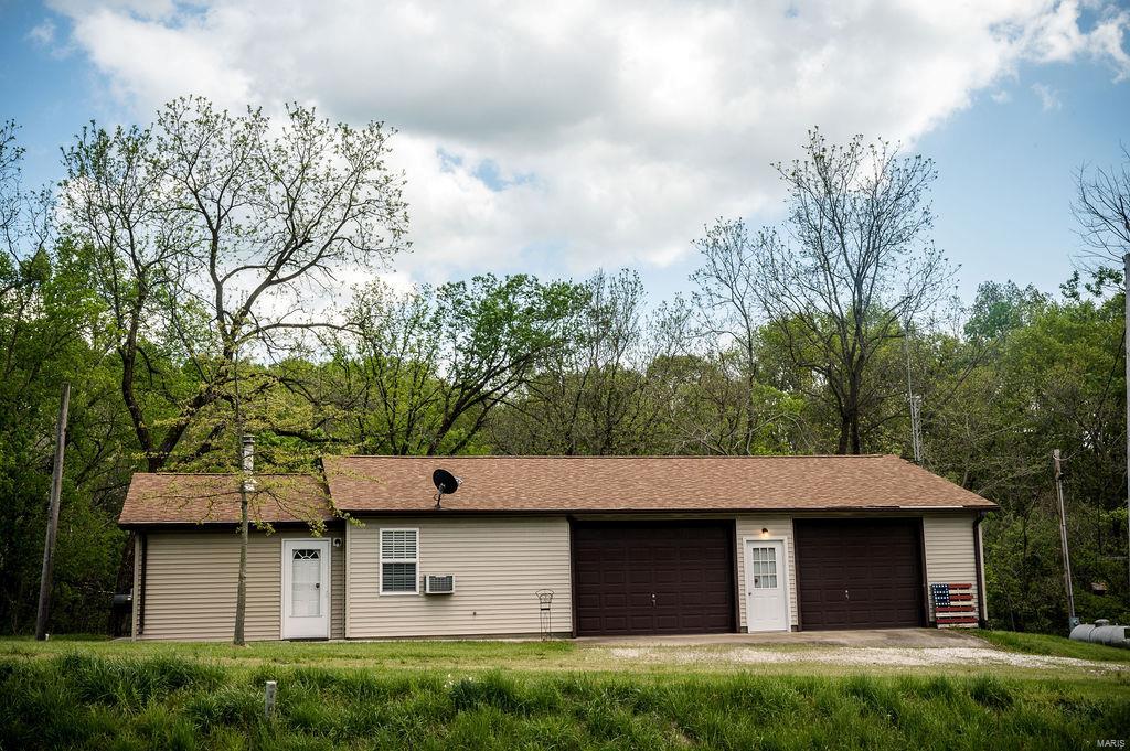 14769 Nutwood Road Fieldon, IL 62031 - Photo 5 of 15 Gallery Image 5