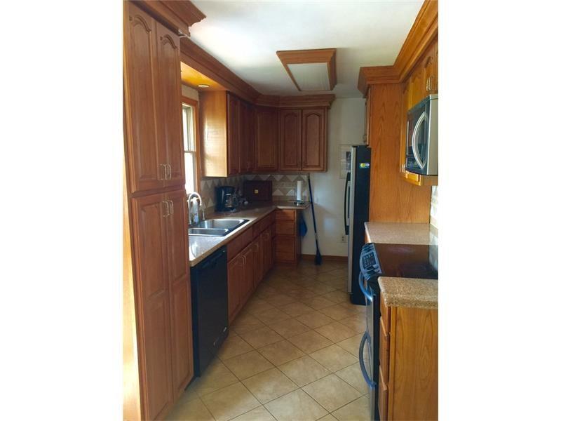 654 West Liberty Road Slippery Rock, PA 16057 - Photo 4 of 22