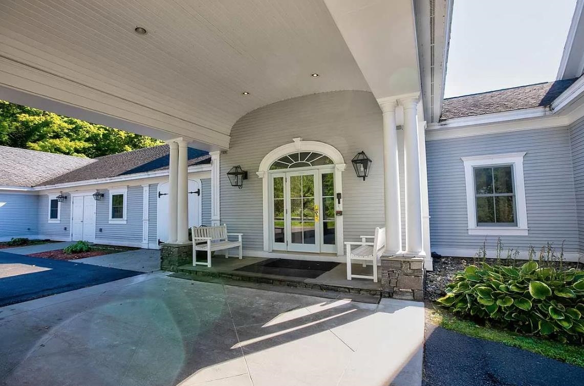 83 Maple Street Morristown, VT 05661 - Photo 11 of 54