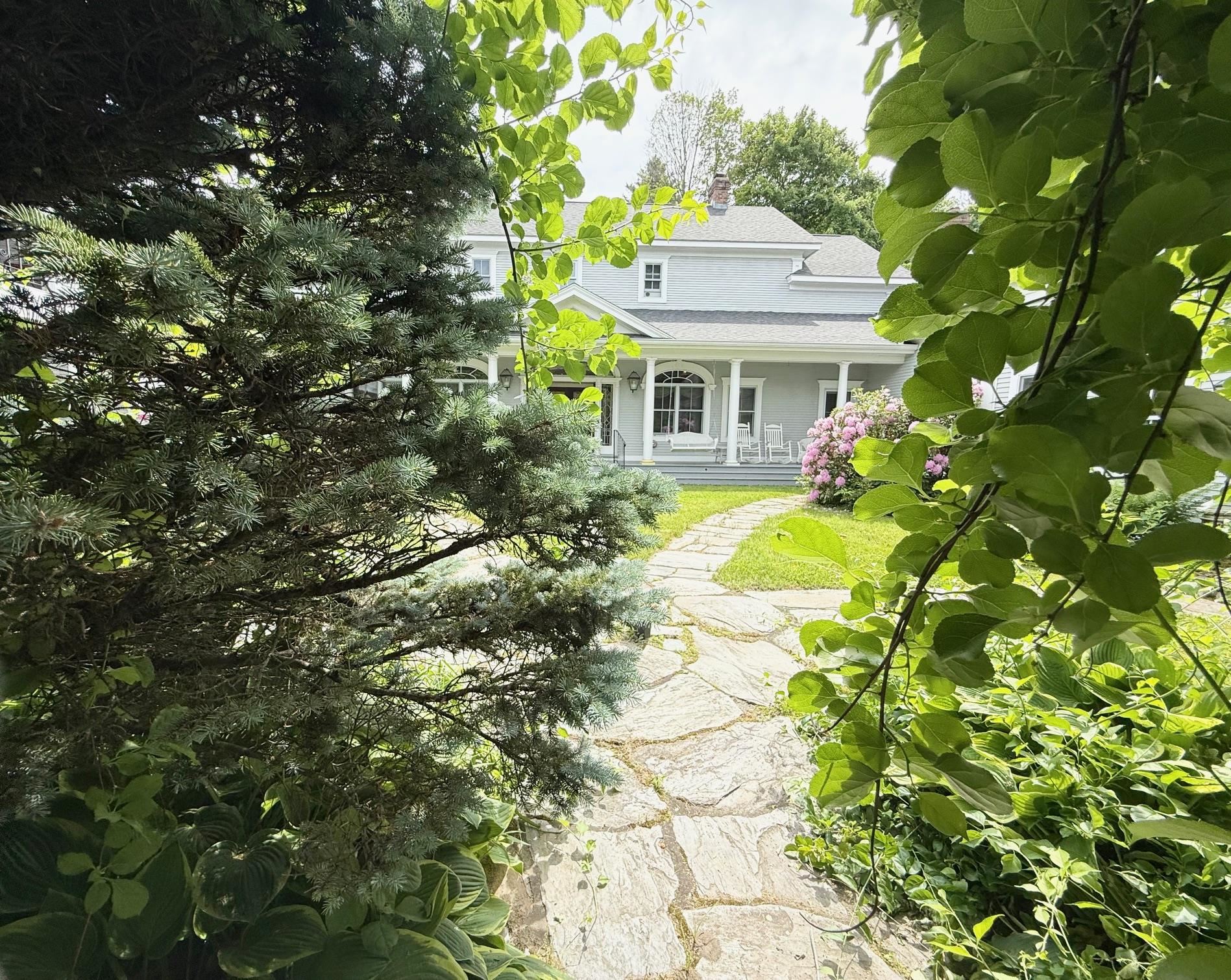 83 Maple Street Morristown, VT 05661 - Photo 16 of 54