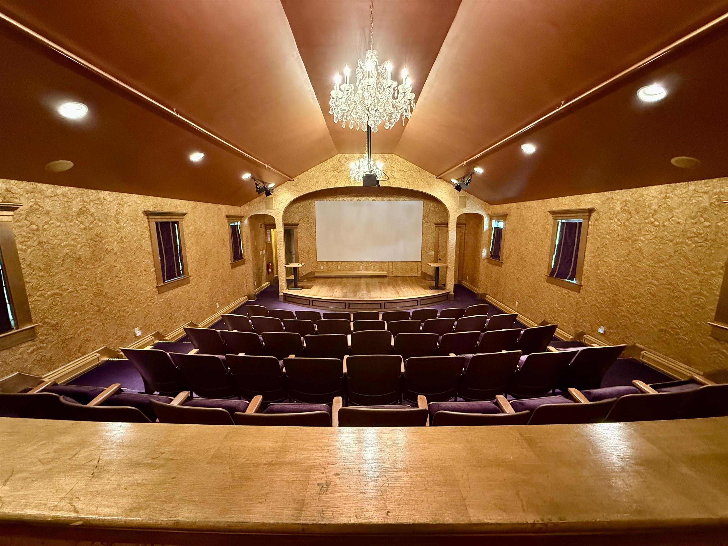 83 Maple Street Morristown, VT 05661 - Photo 7 of 54