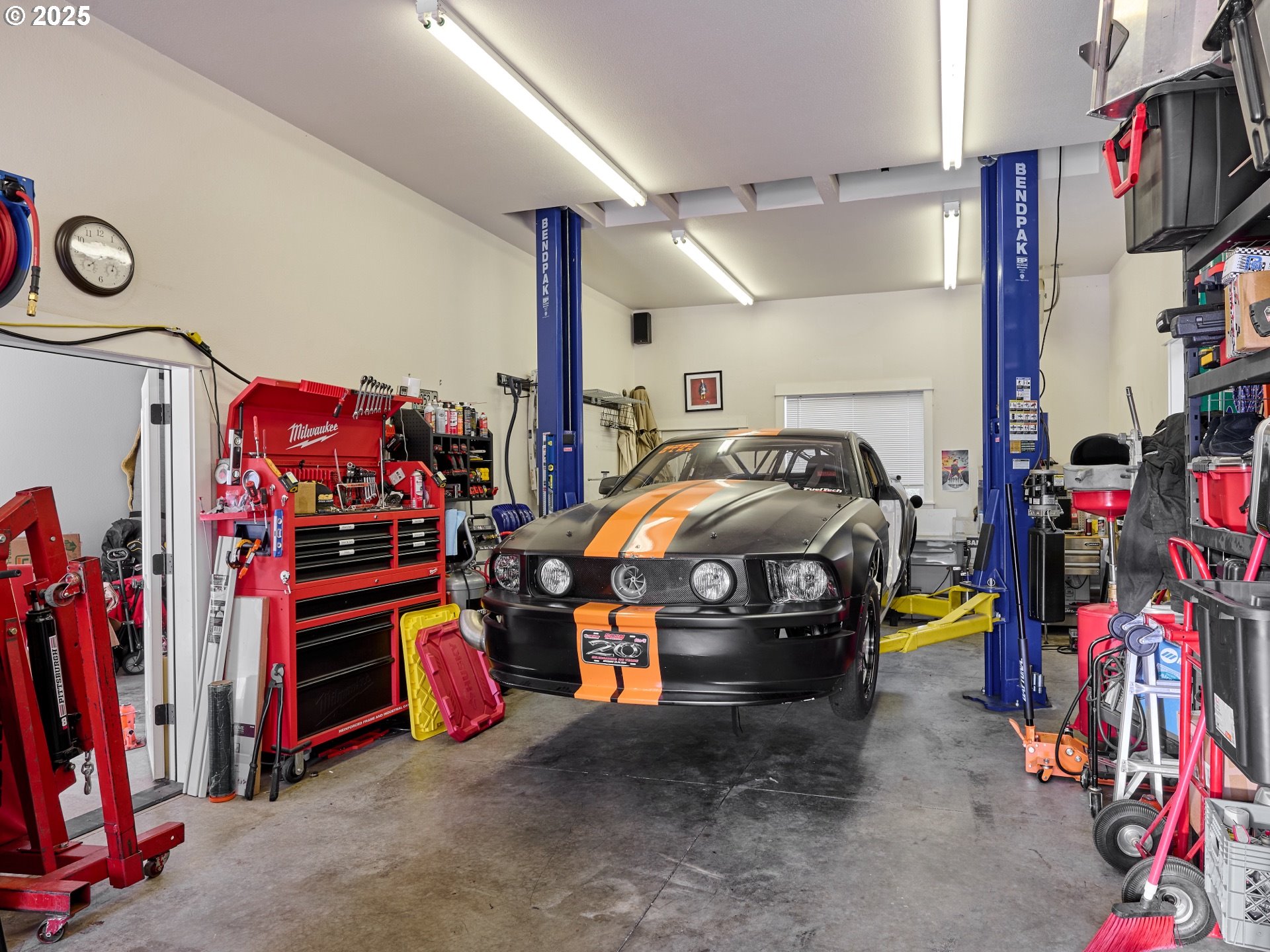 3035 Elliot Street Northwest Salem, OR 97304 - Photo 42 of 46 a view of car garage