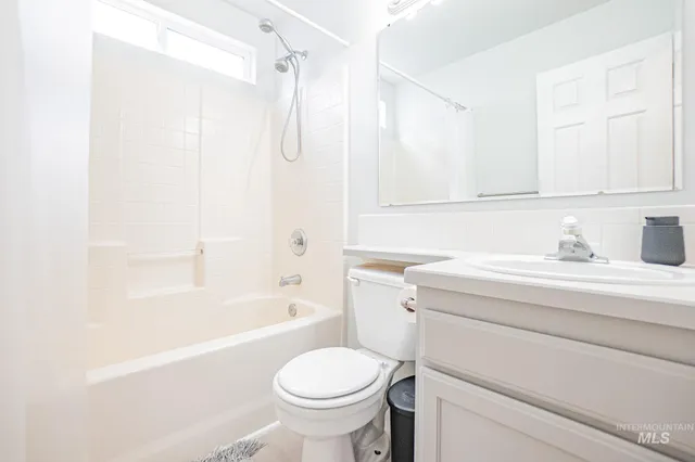 $325,000 | 1765 Wasatch Drive, Mountain Home, ID 83647