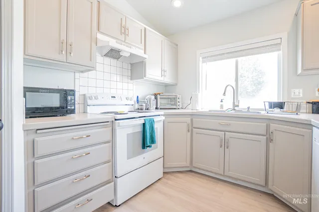 $325,000 | 1765 Wasatch Drive, Mountain Home, ID 83647