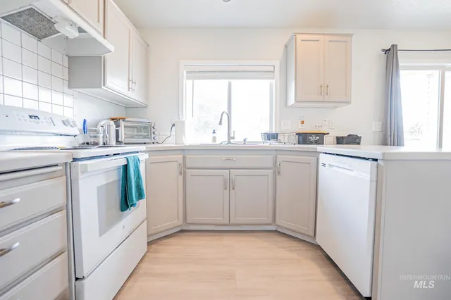 $325,000 | 1765 Wasatch Drive, Mountain Home, ID 83647