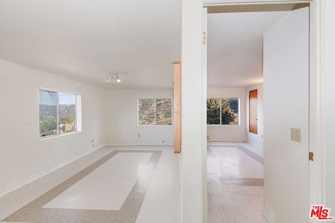 25252 Piuma Road Calabasas, CA 91302 - Photo 23 of 32 Gallery Image 23