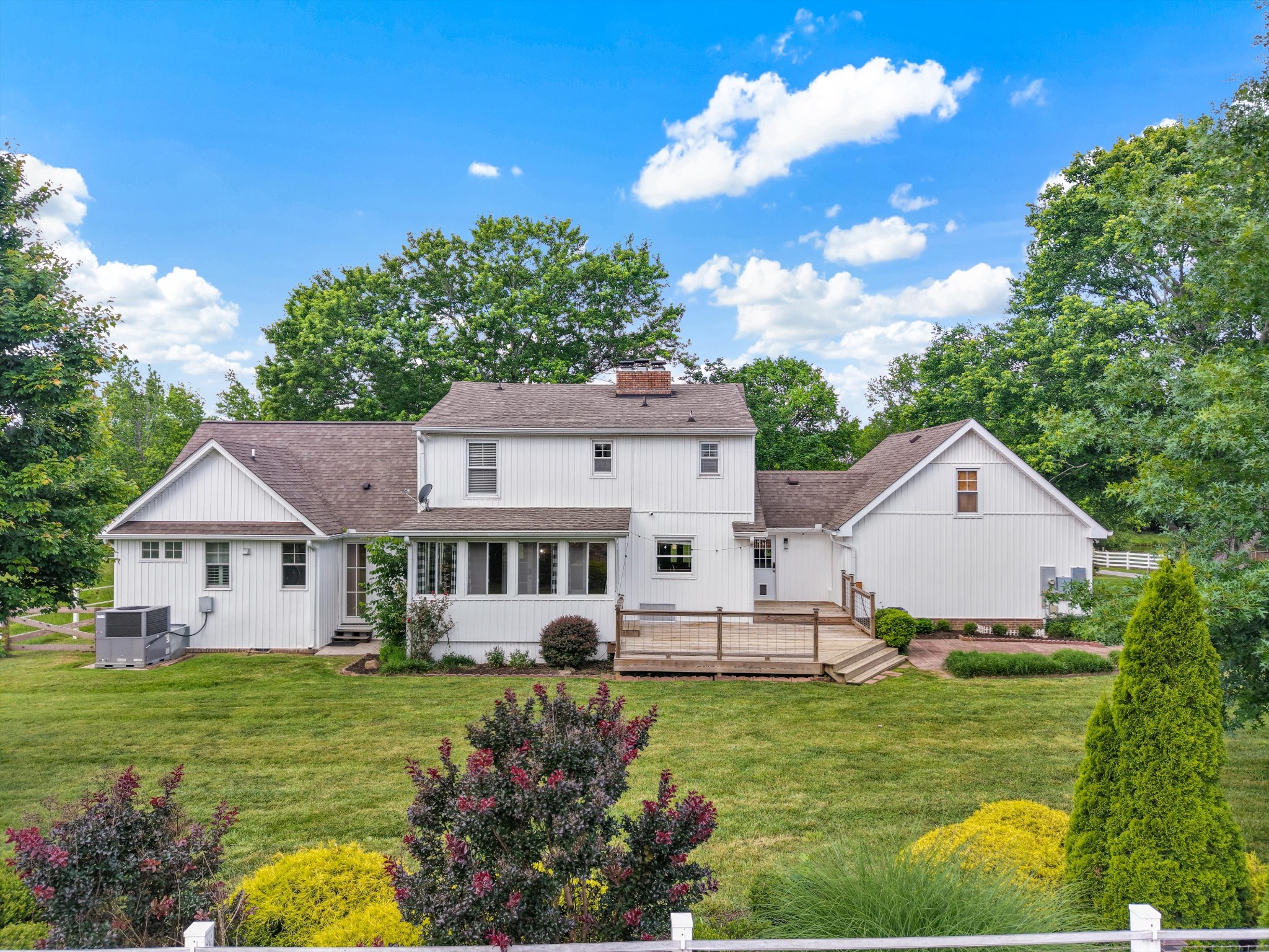 1967 Liebengood Road Goodlettsville, TN 37072 - Photo 3 of 57 a house view with a garden space