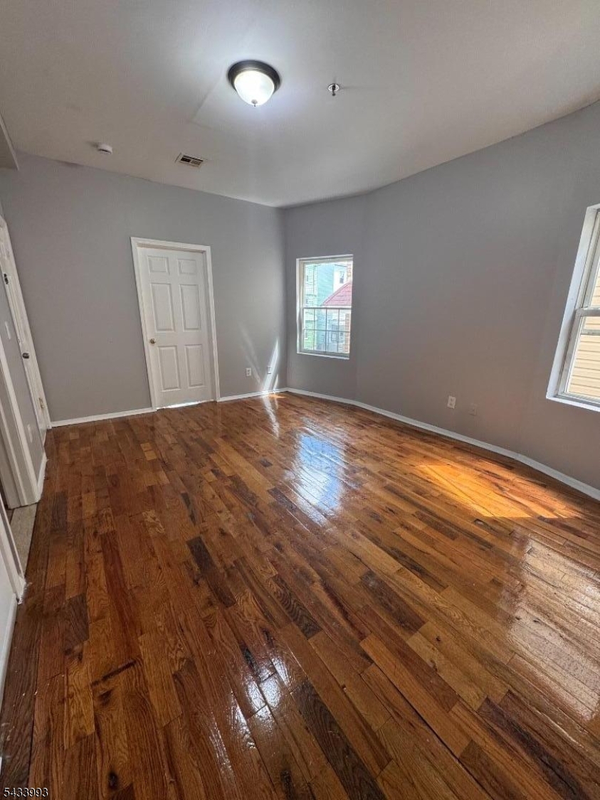 117 South 12th Street, Unit 1 Newark, NJ 07107 - Photo 5 of 15