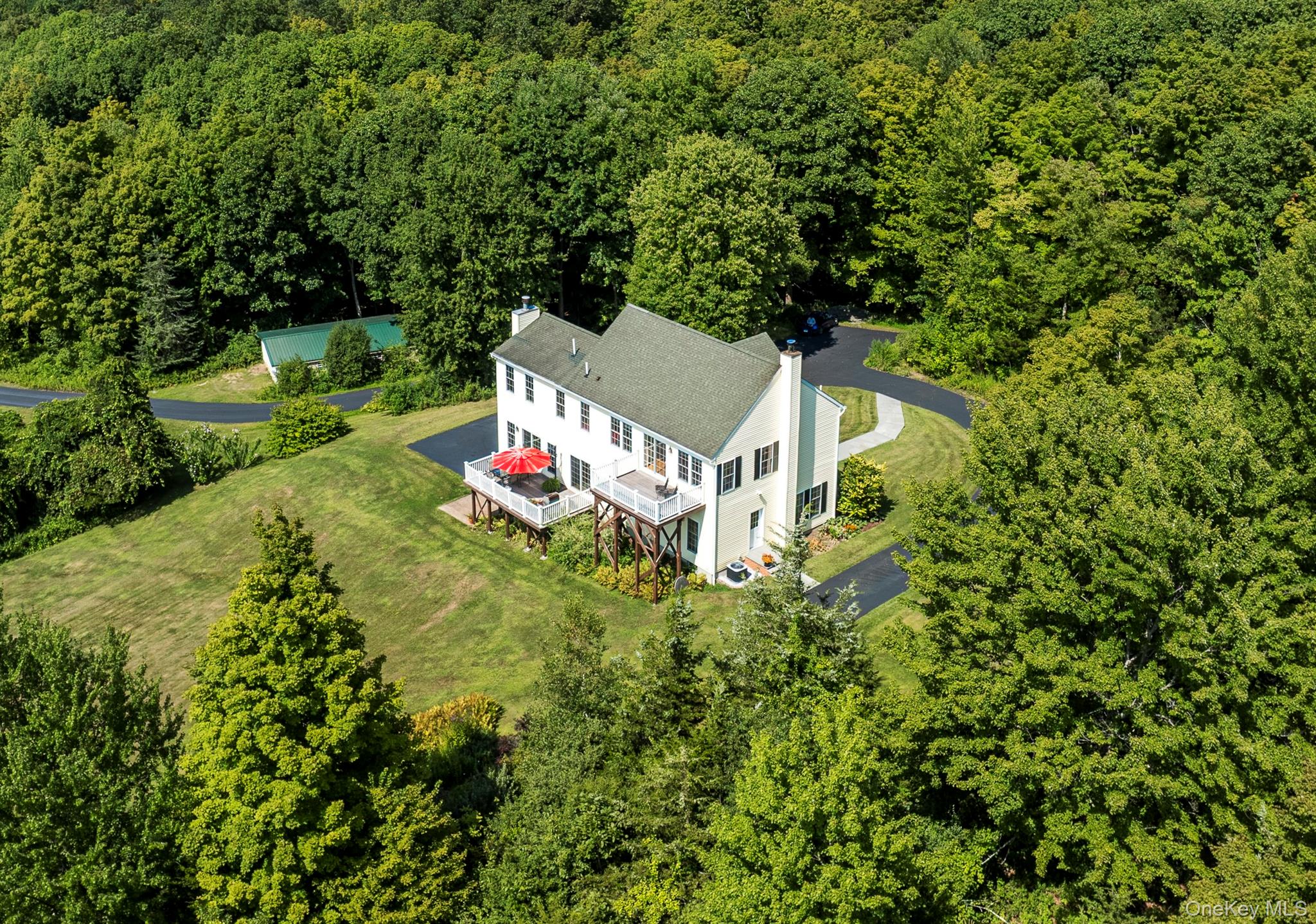 74 Willow Brook Ridge Clinton Corners, NY 12514 - Photo 4 of 44 Privacy