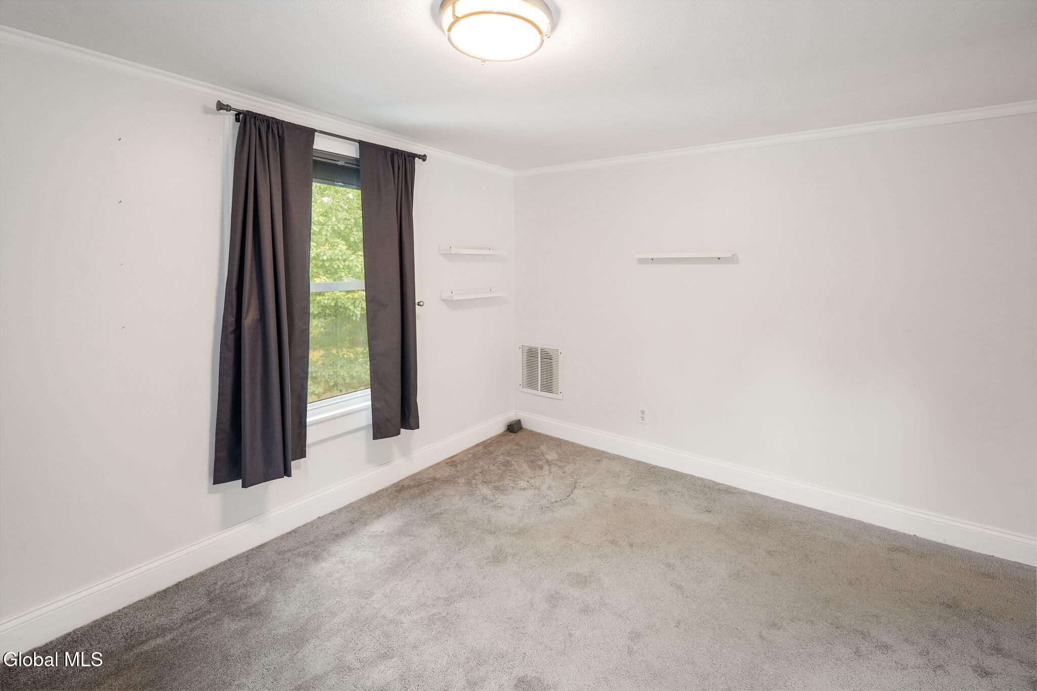 159 Schoolhouse Road Albany, NY 12203 - Photo 27 of 42 27-159SchoolhouseRd_27