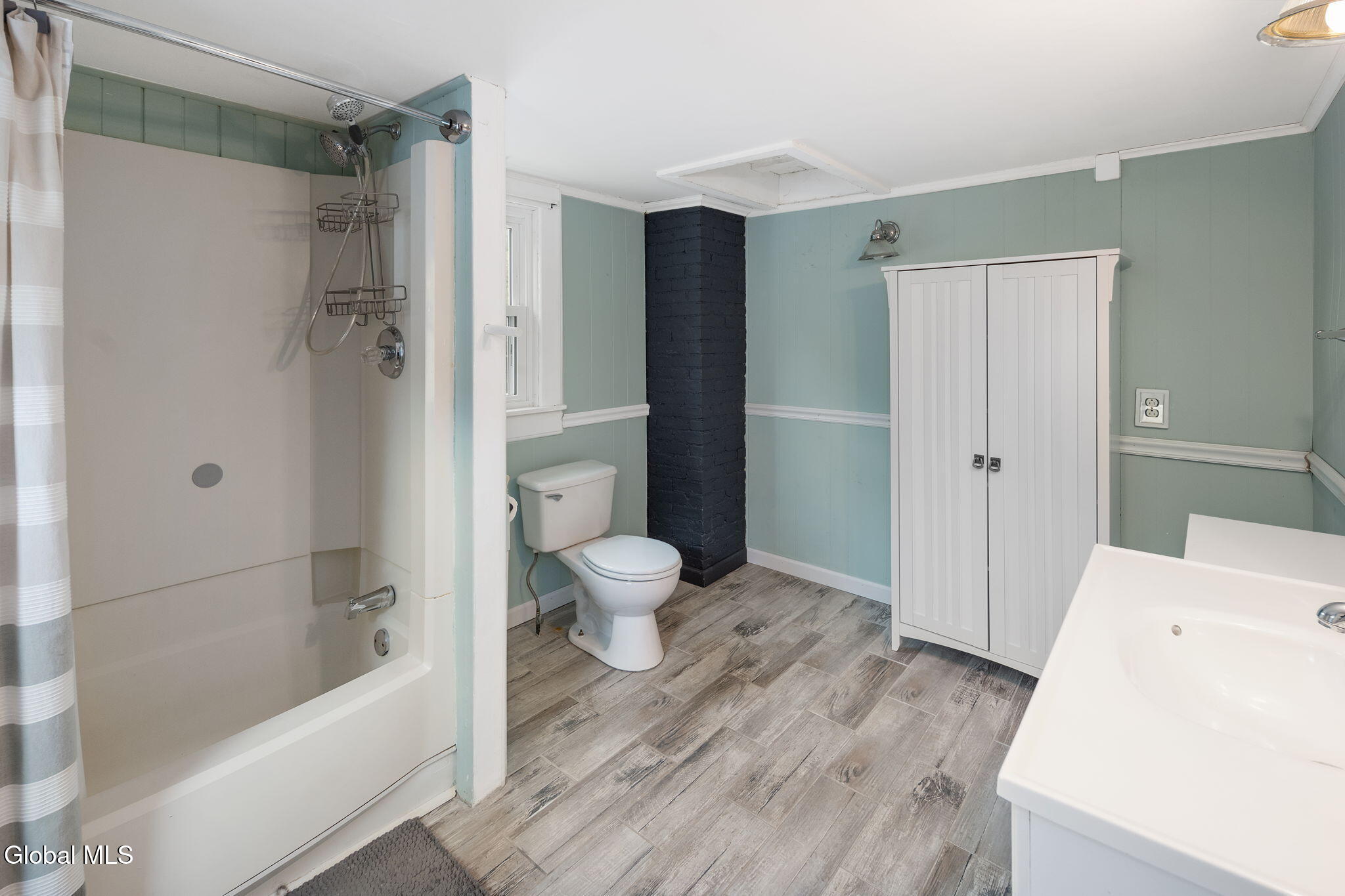 159 Schoolhouse Road Albany, NY 12203 - Photo 29 of 42 29-159SchoolhouseRd_29