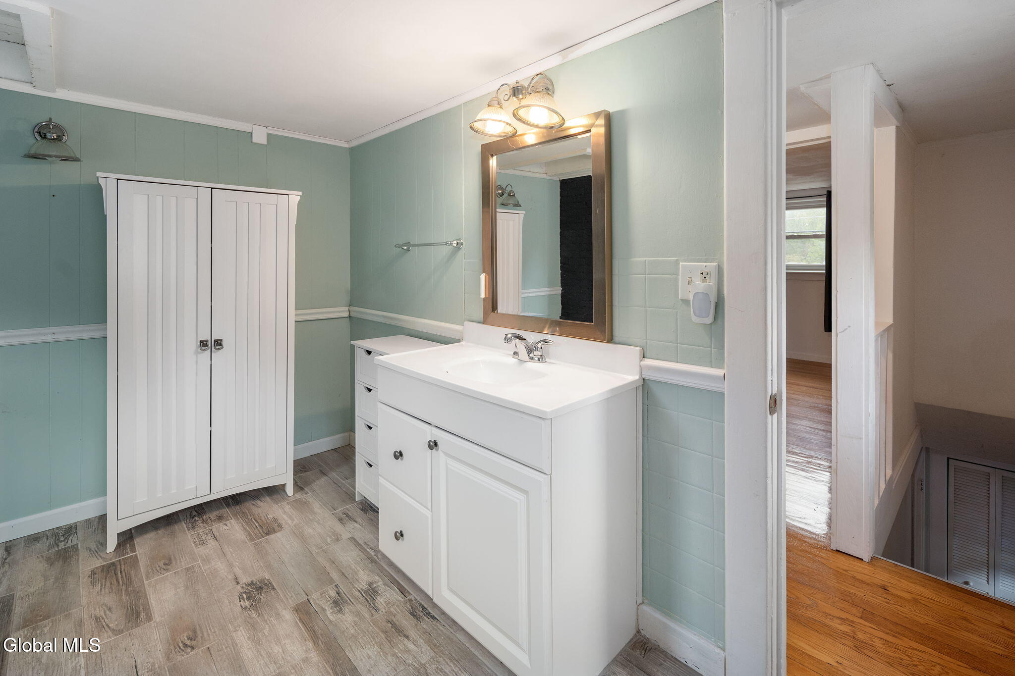 159 Schoolhouse Road Albany, NY 12203 - Photo 30 of 42 30-159SchoolhouseRd_30